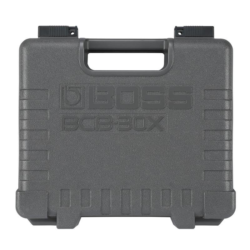 BOSS pedalboard, plastový, pro 3 pedály