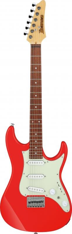 Ibanez elektrická kytara, červená barva, model ST