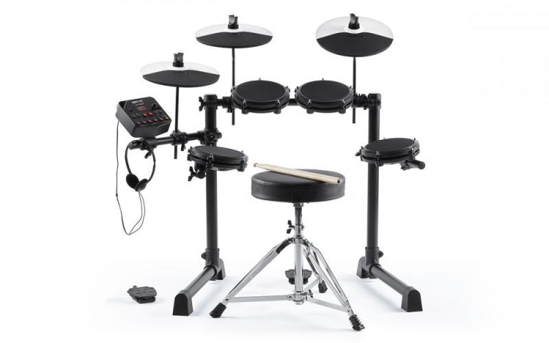 Alesis elektrické bicí, 120 zvuků, 7 triggerů, Mesh, včetně židle a sluchátek