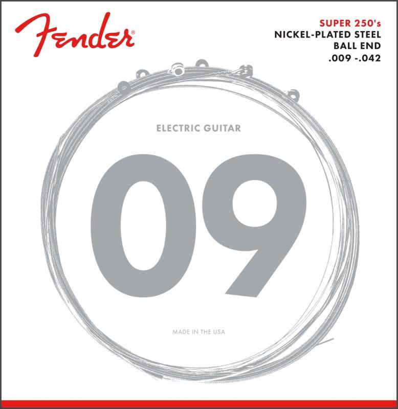 Fender IM elektrické kytarové struny, niklovaná ocel, kulaté konce, 9-42