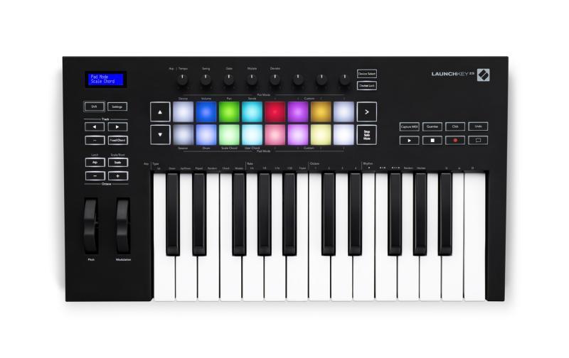 Novation Launchkey 25 [MK3] Ableton Live a MIDI kontroler, 25 kláves, 16 RGB pad, 8 tlačítek