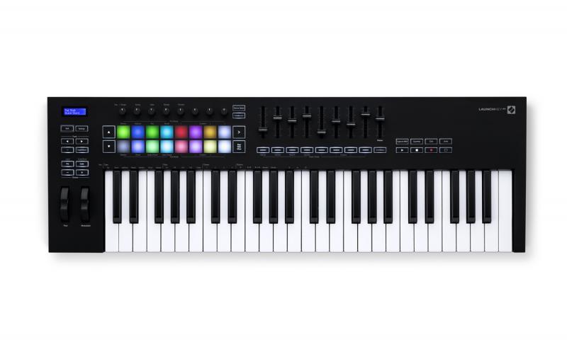 Novation Launchkey 49 [MK3] MIDI klávesnice, 49 kláves, 16 RGB pad, 8 tlačítek