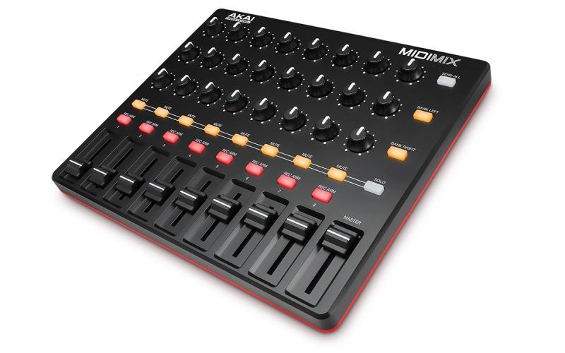 Akai Pro USB/MIDI kontroler, 8+1 fader, 24 otočné ovladače, USB