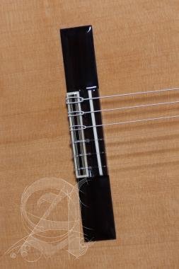 Alhambra ALH-7P ClassicAlhambra Gitár Classic Cédrus, tömör indiai rózsafa, (koncert méret) ébenfa f