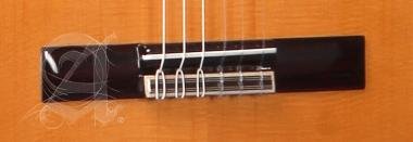 Alhambra ALH-3F CT E1Alhambra Gitár 3 F-CT-E1 Cédrus, mahagóni, indiai rózsafa fogólap. Fishman előe