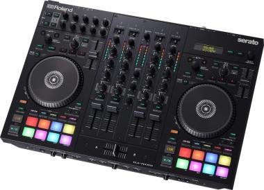 Roland DJ-707M DJ kontroller mobil