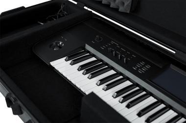 Gator GTSA-KEY76 TSA öntött műanyag keyboard keménytok 76 billentyűs hangszerhez, kerekekkel