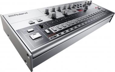 Roland TR-06 Dobgép ultra-kompakt kivitelben