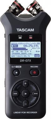 Tascam TM-DR07X Hordozható, 2 csatornás, sztereó rögzítő és USB-interfész, AB/XY mikrofonnal, memóriakártya nélkül!