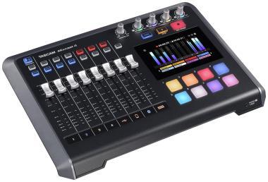 Tascam TM-MIXCAST4 Mixcast 4 Podcast keverő / többsávos USB Audio interfész