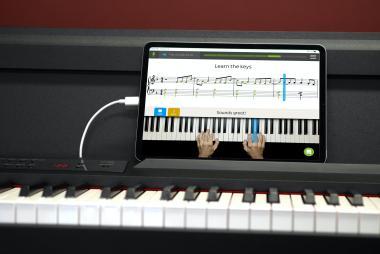 KORG KG-LP380BKU slim design digitális zongora, 88 billentyű, RH3 mechanika, fekete, billentyűfedéllel, USB MIDI csat