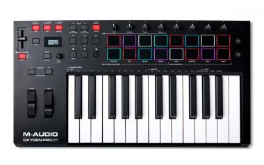 M-Audio Oxygen Pro 25 USB/MIDI vezérlő, 25 billentyű, 16 dobpad, 8 forgó potméter, OLED