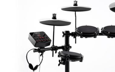 Alesis DEBUTKITXEUK Alesis Debut Kit elektromos dobszett, 120 hang, 7 trigger, Mesh, dobszék, fejhallgató