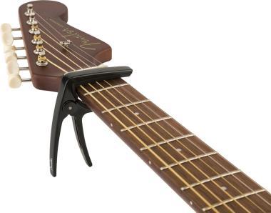 Fender Laurel, akusztikus gitár kápó