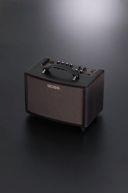 BOSS AC-22LX akusztikus gitárerősítő