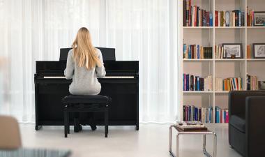 Kawai CA701B digitális zongora, 88 billentyűs kalapácsmechanika, 256 hang polifónia, Bluetooth, fekete