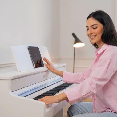 Kawai CA501W digitális zongora, 88 billentyűs kalapácsmechanika, 256 hang polifónia, Bluetooth, fehér