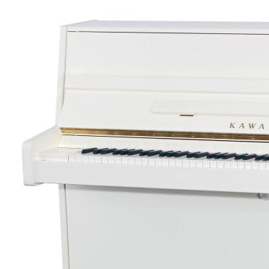 Kawai K-15E WH/P akusztikus pianínó, 88 billentyű, 110cm magas, fényes fehér