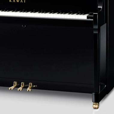 Kawai K-800AS M/PEP akusztikus pianínó, 88 billentyű, 134cm magas, True Sostenuto pedál, fényes fekete