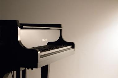 Kawai GL-10 M/PEP akusztikus zongora, 88 billentyű, 152cm hosszú, fényes fekete