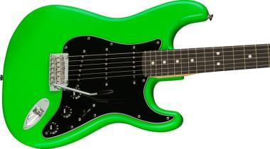Fender Limited Edition Player Stratocaster, Neon Green elektromos gitár