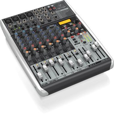 Behringer QX1204USB keverő, analóg, 12 bemenet, 2/2-bus, mikrofon-előerősítő, kompresszor, EQ, USB