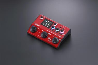 BOSS VE-22 ének effekt processzor, LCD kijelző, 99 memória, beépített looper