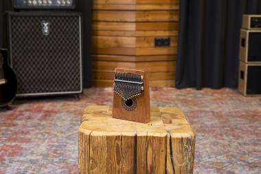 Meinl KA17SU Meinl KA17SU Sound Hole Designer Sun kalimba