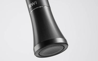 Akai Pro EWI Solo elektronikus fúvós szintetizátor, 200 hang, hangszóró, akkumulátor
