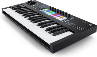 Novation Launchkey 37 MK4 MIDI kontroller, 37 billentyű, 16 RGB PAD, 8 encoder
