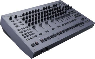 Roland TR-1000 Rhythm Creator