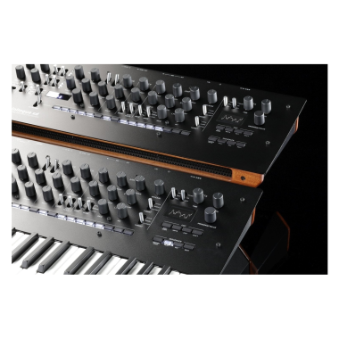 KORG KG-MINILOGUEXDM Polifónikus analóg szintetizátor modul, szekvenszer