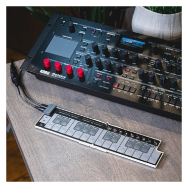 KORG KG-NKEYFDWH 25 billentyűs, USB MIDI-vezérlő, fehér, összehajtható