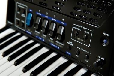 Roland FR-1X BK digitális tangóharmonika beépített hangszóróval - fekete