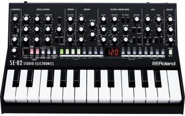 Roland SE-02 Boutique analóg szintetizátor