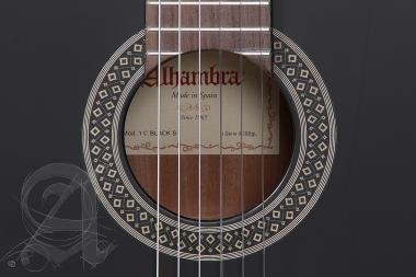 Alhambra ALH-1C Black SatinAlhambra Gitár 1 C Black Satin, cédrus, mahagóni fekete szín,indiai rózsa