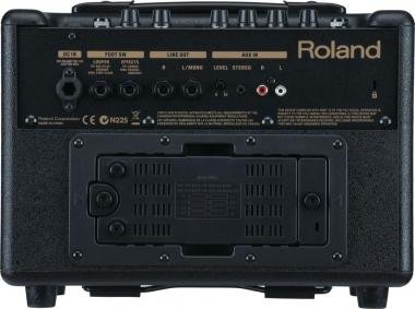 Roland AC-33 Acoustic Chorus akusztikus gitár erősítő kombó 30W 2X5