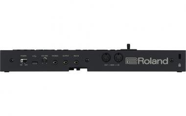 Roland D-05 Boutique lineáris aritmetikai szintetizátor modul