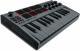 Akai Pro USB/MIDI kontroler, 25 kláves, 8 RGB pad, OLED displej, joystick